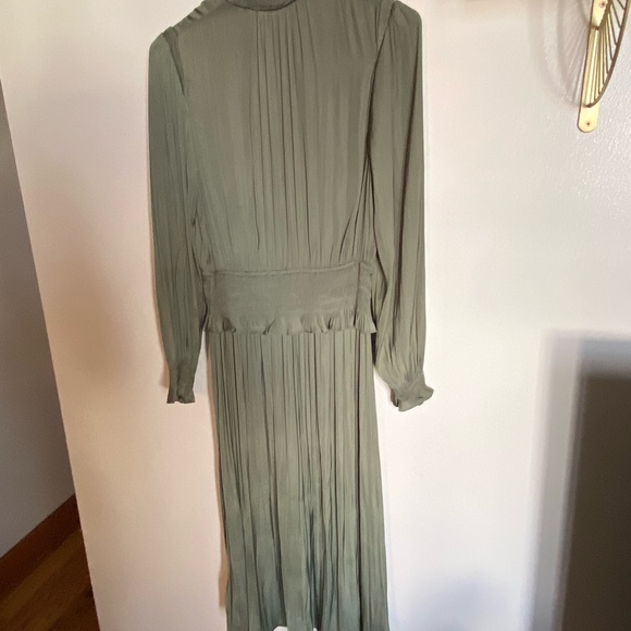 Azóe Green Peasant-Style Dress | Small - Picture 6 of 7